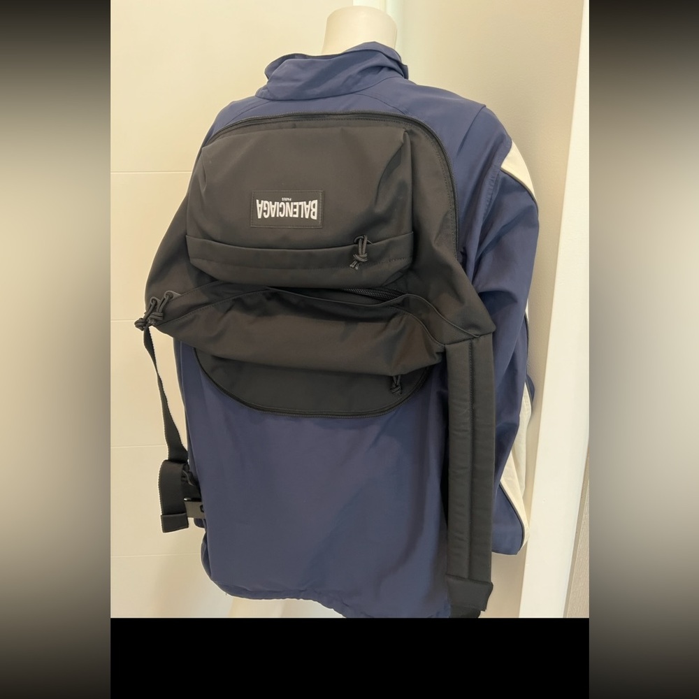 Nwt balenciaga transformer jacket/ bag